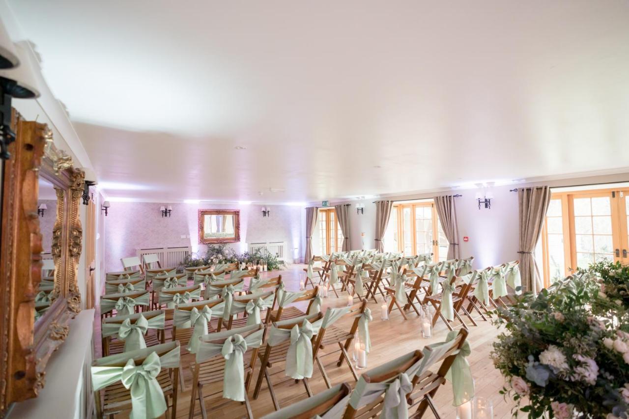 Tottington Manor Hotel Henfield エクステリア 写真
