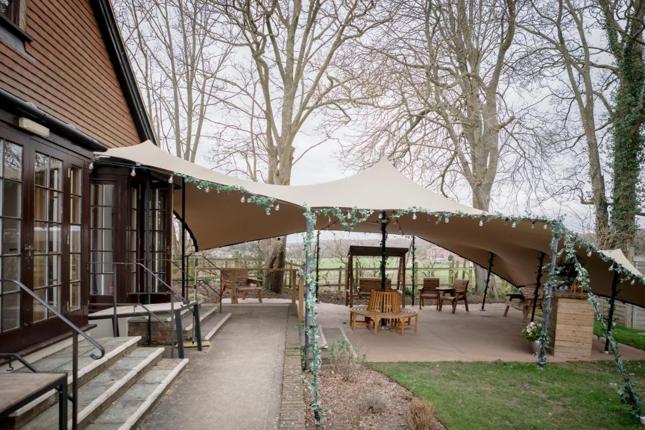 Tottington Manor Hotel Henfield エクステリア 写真