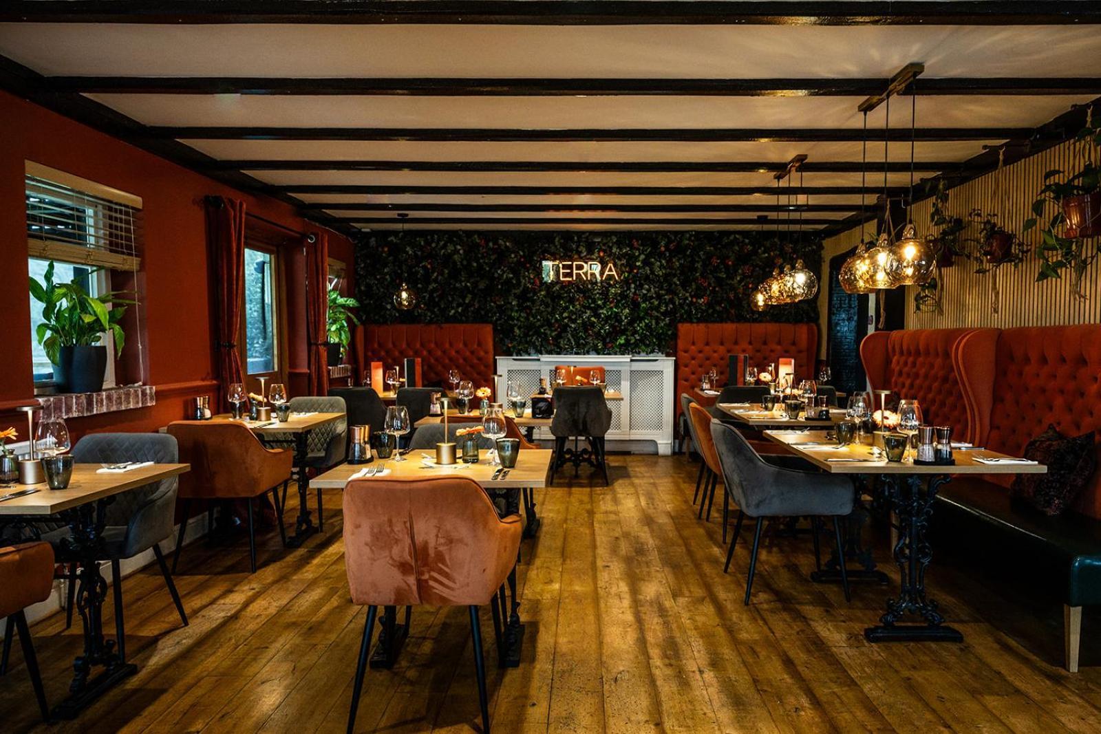 Tottington Manor Hotel Henfield エクステリア 写真