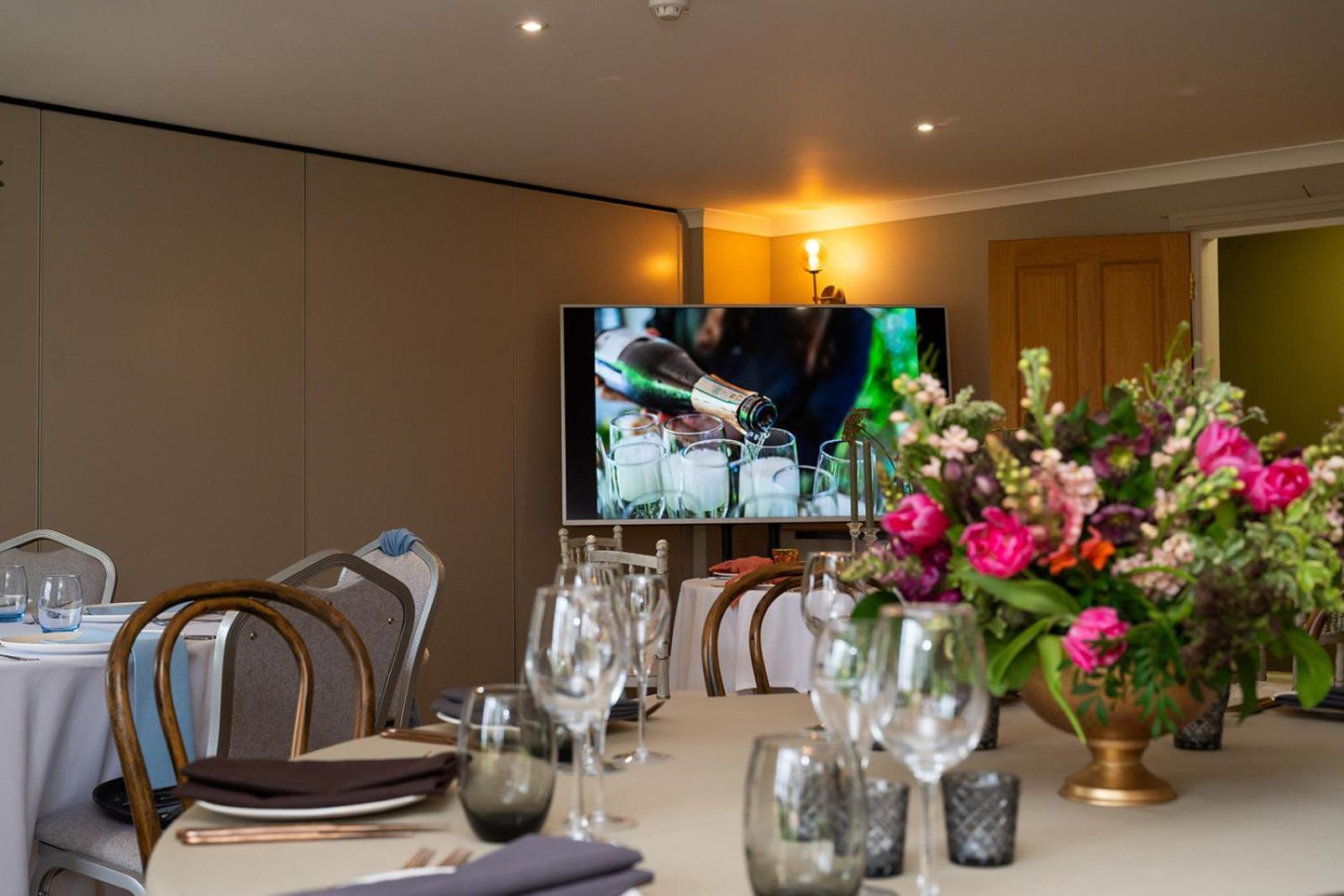 Tottington Manor Hotel Henfield エクステリア 写真