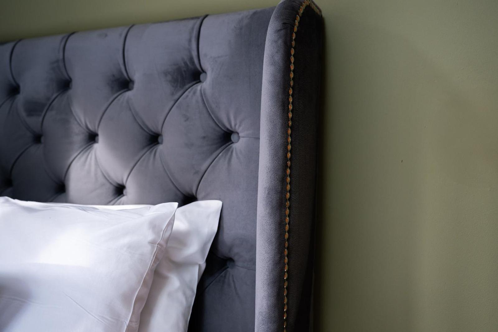 Tottington Manor Hotel Henfield エクステリア 写真