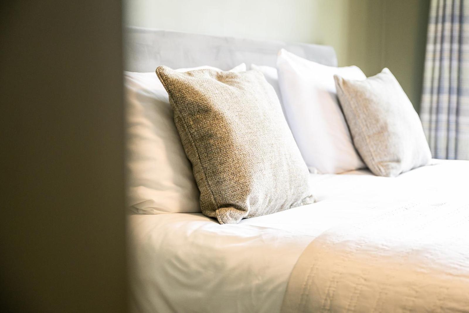 Tottington Manor Hotel Henfield エクステリア 写真