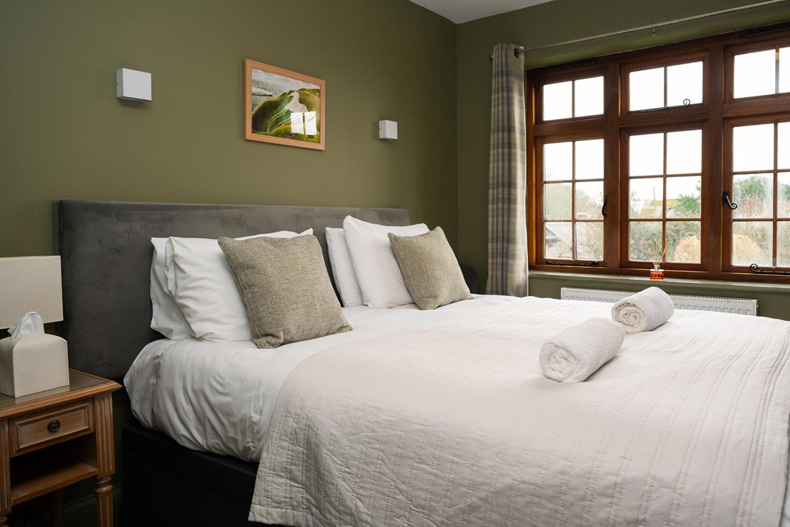 Tottington Manor Hotel Henfield エクステリア 写真